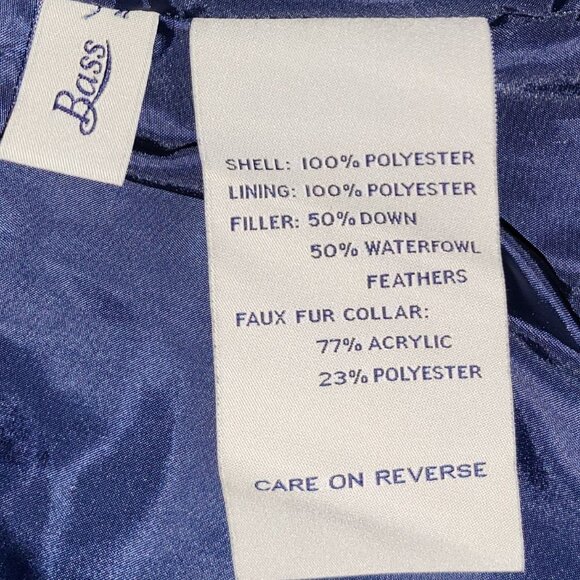 G.H. Bass & Co. | Faux Fur Trim Navy Blue, Brown Outline Puffer Vest - Picture 14 of 15